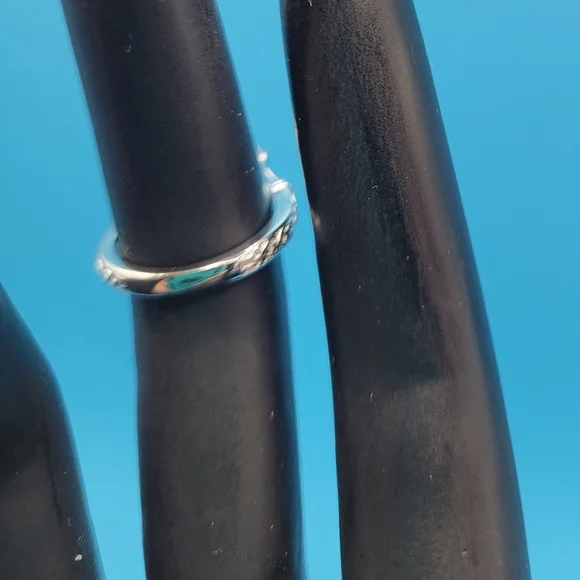 2ct CZ Set In 925 Silver Ring - Picture 4 of 5